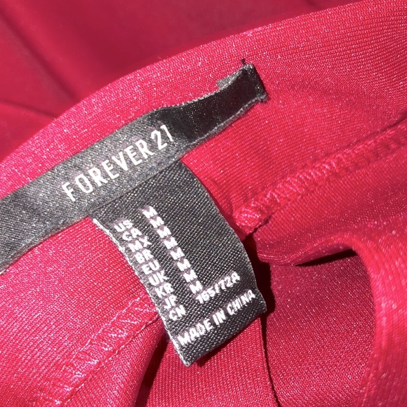 Forever 21 size medium cranberry color skirt - Picture 4 of 4